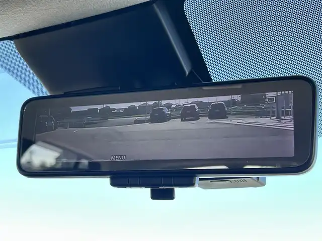 日産 リーフ G 佐賀県 2019(平31)年 4.9万km ダイヤモンドブラック プロパイロット/エマ―ジェンシーブレーキ/BSW(後側方車両検知警報）/LDW（車線逸脱警報）/LDP（車線逸脱防止支援）/標識検知/オートマチックハイビーム/クリアランスソナー/インテリジェントデジタルインナーミラー/純正SDナビ/フルセグTV/DVD/BT/アラウンドビューモニター/オートパーキング/シートヒーター/ステアリングヒーター/LEDヘッドライト/ビルトインETC/純正ドライブレコーダー（DJ4-S）/純正17インチアルミ