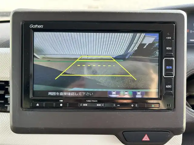 ホンダ Ｎ ＢＯＸ G 富山県 2021(令3)年 7.3万km ルナシルバーM ワンオーナー/4WD/純正SDナビ/(AM/FM/CD/DVD/BT/USB)/フルセグTV/バックカメラ/Bluetooth/DVD再生/レーダークルーズコントロール/衝突軽減システム/レーンキープアシスト/コーナーセンサー/横滑り防止装置/盗難防止装置/両側イージークローザードア/シートヒーター　運転席＋助手席/フロアーマット純正/ドアバイザー/LEDライト/スペアキー×2/取扱説明書/保証書