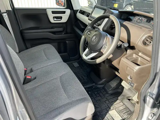 ホンダ Ｎ ＢＯＸ G 富山県 2021(令3)年 7.3万km ルナシルバーM ワンオーナー/4WD/純正SDナビ/(AM/FM/CD/DVD/BT/USB)/フルセグTV/バックカメラ/Bluetooth/DVD再生/レーダークルーズコントロール/衝突軽減システム/レーンキープアシスト/コーナーセンサー/横滑り防止装置/盗難防止装置/両側イージークローザードア/シートヒーター　運転席＋助手席/フロアーマット純正/ドアバイザー/LEDライト/スペアキー×2/取扱説明書/保証書