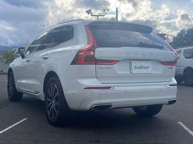 ボルボ ＸＣ６０ B5 AWD インスクリプション 福島県 2021(令3)年 6.3万km クリスタルホワイトP ワンオーナー/４ＷＤ/サンルーフ/レザーシート/シートヒーター/パワーシート/純正ナビ＆フルセグＴＶ/（FM/TV/Bluetooth/USB）/ドライブレコーダー/アラウンドビューカメラ/レーダークルーズコントロール/コーナーセンサー/オートライト/オートハイビームライト/デイライト/ＥＴＣ/ウィンカーミラー/電動ミラー/Wエアバック＋サイドエアバック/ステアリングヒーター/B&W音響/電動リアゲート/スマートキー