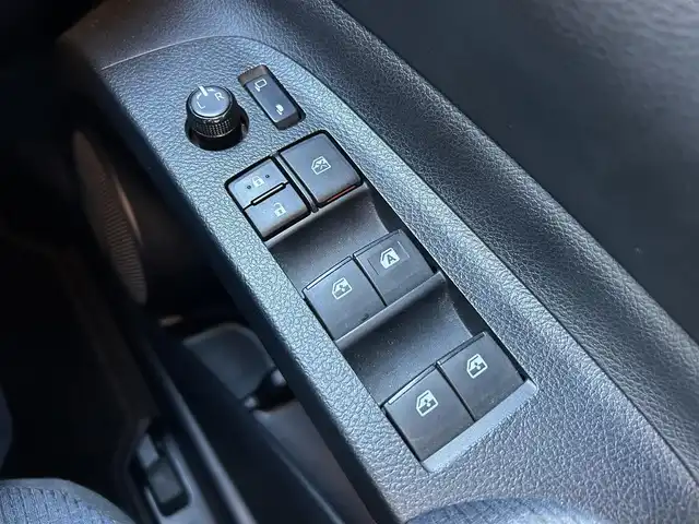 トヨタ シエンタ G 群馬県 2015(平27)年 11.4万km ブラック (株)IDOMが運営する【じしゃロン伊勢崎店】の自社ローン専用車両になりますこちらは現金またはオートローンご利用時の価格です。自社ローンご希望の方は別途その旨お申付け下さい/HDDナビ/ワンセグテレビ/バックカメラ/両側パワースライドドア/アイドリングストップ/ETC