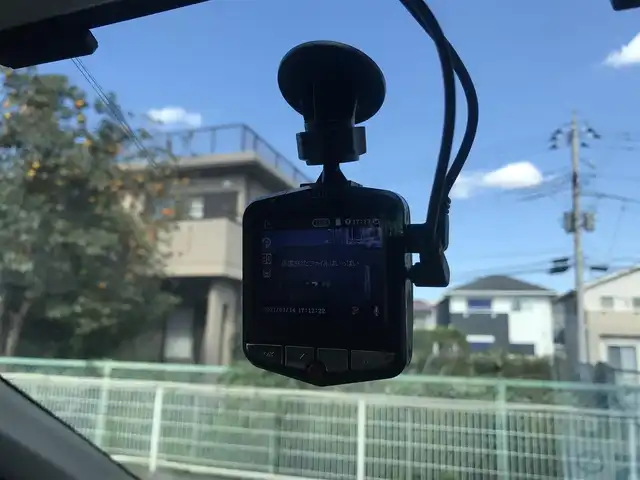 ダイハツ ミラ イース X メモリアルエディション 栃木県 2013(平25)年 8.1万km コットンアイボリー 株)IDOMが運営する【じしゃロン小山店】の自社ローン専用車両になります。こちらは現金またはオートローンご利用時の価格です。自社ローンご希望の方は別途その旨お申付け下さい//禁煙車/社外フルセグナビ/（CD/DVD/AM/FMラジオ）/リモコンキー/ＥＴＣ/ドライブレコーダー/アイドリングストップ/電動格納ドアミラー/パワーウインドウ/オートライト