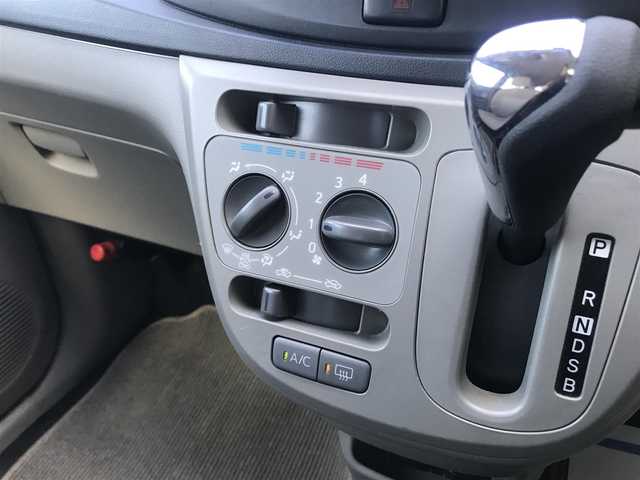 ダイハツ ミラ イース X メモリアルエディション 栃木県 2013(平25)年 8.1万km コットンアイボリー 株)IDOMが運営する【じしゃロン小山店】の自社ローン専用車両になります。こちらは現金またはオートローンご利用時の価格です。自社ローンご希望の方は別途その旨お申付け下さい//じしゃロン小山店/展示用在庫/禁煙車/社外フルセグナビ/（CD/DVD/AM/FMラジオ）/リモコンキー/ＥＴＣ/ドライブレコーダー/アイドリングストップ/電動格納ドアミラー/パワーウインドウ/オートライト