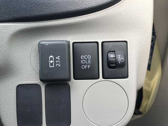 ダイハツ ミラ イース X メモリアルエディション 栃木県 2013(平25)年 8.1万km コットンアイボリー 株)IDOMが運営する【じしゃロン小山店】の自社ローン専用車両になります。こちらは現金またはオートローンご利用時の価格です。自社ローンご希望の方は別途その旨お申付け下さい//じしゃロン小山店/展示用在庫/禁煙車/社外フルセグナビ/（CD/DVD/AM/FMラジオ）/リモコンキー/ＥＴＣ/ドライブレコーダー/アイドリングストップ/電動格納ドアミラー/パワーウインドウ/オートライト