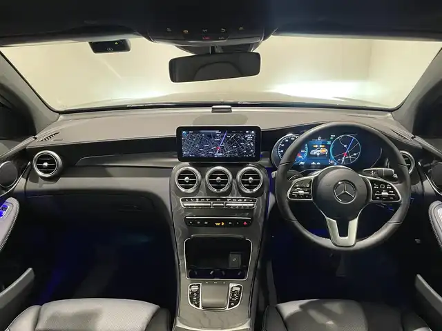 メルセデス・ベンツ ＧＬＣ２２０ d 4マチック クーペ AMGライン 愛知県 2022(令4)年 3.2万km オブシディアンブラック ●レーダーセーフティパッケージ/●アクティブディスタンスアシスト・ディストロニック/●アクティブレーンキーピングアシスト/●アクティブブラインドスポットアシスト/●リアクロストラフィックアラート/●ECOスタートストップ機能/●360°カメラシステム/●LEDハイパフォーマンスヘッドライト/●アダプティブハイビームアシスト/●レザーシート/●メモリー付パワーシート/●シートヒーター/●ナビゲーションシステム/●地デジTV/●ETC2.0対応車載器/●キーレスゴー/●EASY－PACK自動開閉テールゲート/●パークトロニック/●ドライブレコーダー/ETC/パワーバックドア/プッシュスタート/ウィンカーミラー