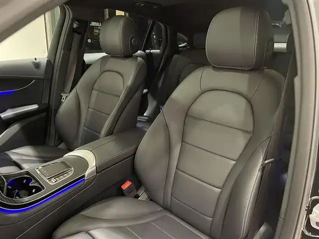 メルセデス・ベンツ ＧＬＣ２２０ d 4マチック クーペ AMGライン 愛知県 2022(令4)年 3.2万km オブシディアンブラック ●レーダーセーフティパッケージ/●アクティブディスタンスアシスト・ディストロニック/●アクティブレーンキーピングアシスト/●アクティブブラインドスポットアシスト/●リアクロストラフィックアラート/●ECOスタートストップ機能/●360°カメラシステム/●LEDハイパフォーマンスヘッドライト/●アダプティブハイビームアシスト/●レザーシート/●メモリー付パワーシート/●シートヒーター/●ナビゲーションシステム/●地デジTV/●ETC2.0対応車載器/●キーレスゴー/●EASY－PACK自動開閉テールゲート/●パークトロニック/●ドライブレコーダー/ETC/パワーバックドア/プッシュスタート/ウィンカーミラー