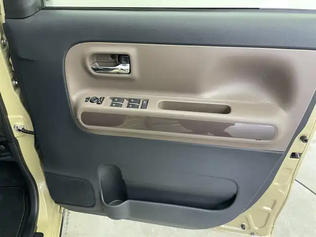 ダイハツ ムーヴ キャンバス セオリー G 富山県 2023(令5)年 1万km サンドベージュメタリック 純正ディスプレイオーディオ（ｂｌｕｅｔｏｏｔｈ　ＣａｒＰｌａｙ）　/フルセグTV/ＨＤＭＩ　/バックカメラ　/前後コーナーセンサー　/ＥＴＣ　/前席シートヒーター　/両側パワースライドドア　/前ドラレコ　/衝突軽減ブレーキ　/車線逸脱抑制/先行車発進お知らせ/オートライト　/ＬＥＤヘッドライト/フォグ/スマートキー/プッシュスタート/オートホールド/社外マット・純正バイザー/横滑防止装置