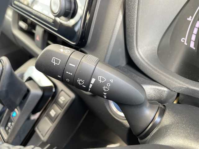 トヨタ シエンタ ハイブリッド Z 愛知県 2023(令5)年 2.3万km ホワイトパールクリスタルシャイン 純正10.5型ディズプレイオーディオナビ/全方位カメラ/両側パワースライドドア/レーダークルーズコントロール/バックカメラ/コーナーセンサー/純正アルミホイール/ブラインドスポットモニター/LEDヘッドライト/オートマチックハイビーム/ドライブレコーダー/ETC/衝突軽減システム/フルセグ/Bluetooth/ステアリングスイッチ/スマートキー/プッシュスタート