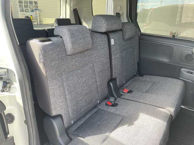 トヨタ シエンタ ハイブリッド Z 愛知県 2023(令5)年 2.3万km ホワイトパールクリスタルシャイン 純正10.5型ディズプレイオーディオナビ/全方位カメラ/両側パワースライドドア/レーダークルーズコントロール/バックカメラ/コーナーセンサー/純正アルミホイール/ブラインドスポットモニター/LEDヘッドライト/オートマチックハイビーム/ドライブレコーダー/ETC/衝突軽減システム/フルセグ/Bluetooth/ステアリングスイッチ/スマートキー/プッシュスタート