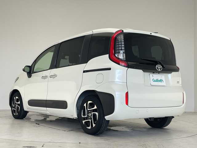 トヨタ シエンタ ハイブリッド Z 愛知県 2023(令5)年 2.3万km ホワイトパールクリスタルシャイン 純正10.5型ディズプレイオーディオナビ/全方位カメラ/両側パワースライドドア/レーダークルーズコントロール/バックカメラ/コーナーセンサー/純正アルミホイール/ブラインドスポットモニター/LEDヘッドライト/オートマチックハイビーム/ドライブレコーダー/ETC/衝突軽減システム/フルセグ/Bluetooth/ステアリングスイッチ/スマートキー/プッシュスタート