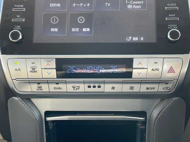 トヨタ ランドクルーザー プラド TX Lパッケージ マットブラED 青森県 2022(令4)年 1.5万km ホワイトパールクリスタルシャイン ワンオーナー/TRDエアロパーツ（フロント、リア）/エンジンスターター/スペアキー/チルト＆スライド電動ムーンルーフ/寒冷地仕様/ルーフレール/ベージュ本革シート/ETC/ドライブレコーダー/ディスプレイオーディオ/マルチテレインモニター（フロント、サイド、バック）/メーカーナビ（Apple car play/Android Auto/AM/FM/Bluetooth/TV)/フロントフォグランプ/リアフォグランプ/シートヒーター(D/N)/取扱説明書/ナビ取扱説明書/保証書