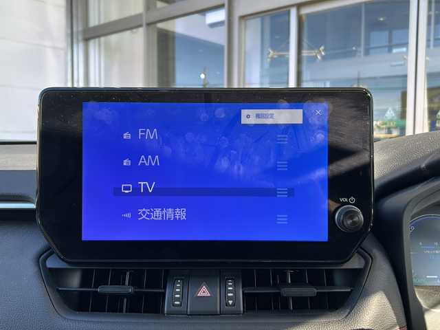 トヨタ ＲＡＶ４ HV アドベンチャー オフロードPKGⅡ 静岡県 2023(令5)年 4.5万km スーパーホワイトⅡ 純正SDナビ/・フルセグＴＶ/・Bluetooth/・USB/・AM/・FM/主要装備/・衝突軽減/・レーンキープ/・追従クルコン/・BSM/・コーナーセンサー前後/・全方位カメラ/・ETC2.0/・ドラレコ/・パワーシートD席/・レザーシート/・シートヒーターD/N席/・エアシートD/N席/・デジタルインナーミラー/・純正フロアマット/・純正アルミホイール/・LEDヘッドライト/・オートハイビーム/・オートホールド/・スペアキー1本