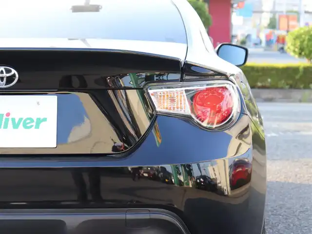 トヨタ ８６ GT リミテッド 神奈川県 2012(平24)年 9万km クリスタルブラックシリカ メモリナビ/BluetoothAudio/フルセグテレビ/バックカメラ/社外18インチAW/社外マフラー/純正オプションリアウイング/ハーフレザーシート/シートヒーター/HID/純正フロアマット/プッシュスタート/ETC/スペアスマートキー