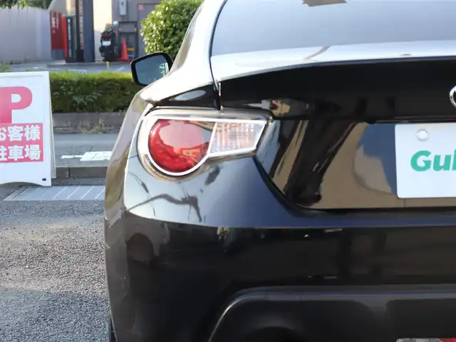 トヨタ ８６ GT リミテッド 神奈川県 2012(平24)年 9万km クリスタルブラックシリカ メモリナビ/BluetoothAudio/フルセグテレビ/バックカメラ/社外18インチAW/社外マフラー/純正オプションリアウイング/ハーフレザーシート/シートヒーター/HID/純正フロアマット/プッシュスタート/ETC/スペアスマートキー