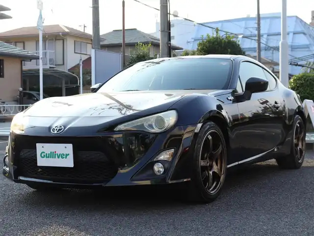 トヨタ ８６ GT リミテッド 神奈川県 2012(平24)年 9万km クリスタルブラックシリカ メモリナビ/BluetoothAudio/フルセグテレビ/バックカメラ/社外18インチAW/社外マフラー/純正オプションリアウイング/ハーフレザーシート/シートヒーター/HID/純正フロアマット/プッシュスタート/ETC/スペアスマートキー