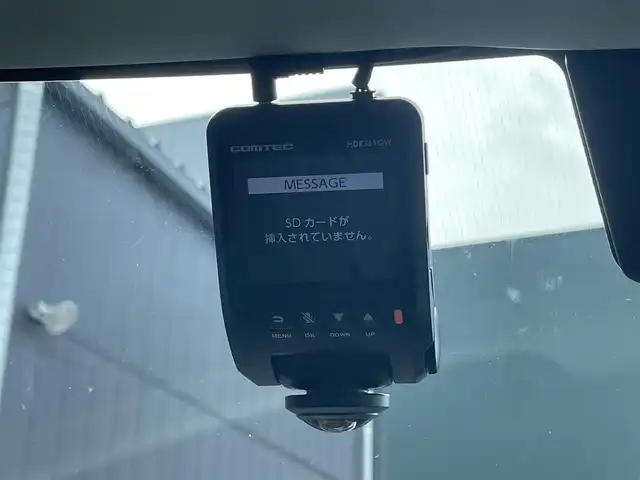 ランドローバー ランドローバー ディフェンダー 110 滋賀県 2021(令3)年 4.8万km 黒 11.4インチ純正ナビ/全方位カメラ/MERIDIANサウンドシステム/サンルーフ/プレミアムアップグレードインテリアパック/・パワーシート/・全席シートヒーター＆前席シートクーラー/・電動調整ステアリングコラム/・エクステンデッドレザーアップグレード/・クリックゴー/ドライバーアシストパック/・ブラインドスポットアシスト/・クリアイグジットモニター/・アダプティブクルーズコントロール/・リアコリジョンモニター/・リアトラフィックモニター/LEDヘッドライト/前後コーナーセンサー/前後ドラレコ/衝突被害軽減ブレーキ/純正19インチAW/エアサス