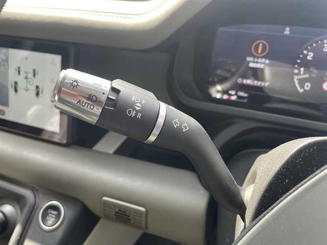 ランドローバー ランドローバー ディフェンダー 110SE 兵庫県 2021(令3)年 4.8万km 黒 /パノラマルーフ//サントリーニブラック//ブラックエクステリアパック//エアサスペンション//エクスペディションルーフラック//スペアホイールカバー//サイドマウントギヤキャリア//デプロイアルルーフラダー//フィックスドサイドステップ//Clear Sightインテリアルームミラー//MERIDIANサウンドシステム//純正ナビ//3Dサラウンドカメラ//ドライバーアシストパック//ブラインドスポットアシストパック//カーキ/エボニーレザーシート//ヒーター/クーラー//ステアリングヒーター//グッドイヤーオールテレーンタイヤWRANGLER//ACC//衝突回避//ドライバーコンディションモニター//エマージェンシーレーンキープ//パーキングエイド//R4/6年ディーラー点検記録簿