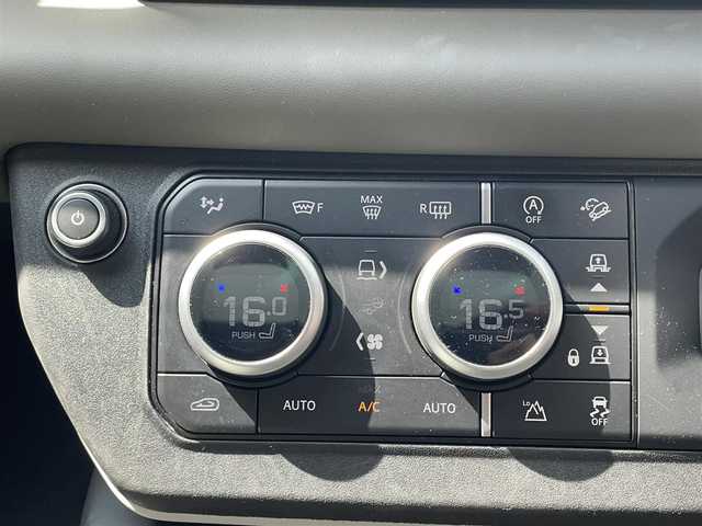 ランドローバー ランドローバー ディフェンダー 110SE 兵庫県 2021(令3)年 4.8万km 黒 /パノラマルーフ//サントリーニブラック//ブラックエクステリアパック//エアサスペンション//エクスペディションルーフラック//スペアホイールカバー//サイドマウントギヤキャリア//デプロイアルルーフラダー//フィックスドサイドステップ//Clear Sightインテリアルームミラー//MERIDIANサウンドシステム//純正ナビ//3Dサラウンドカメラ//ドライバーアシストパック//ブラインドスポットアシストパック//カーキ/エボニーレザーシート//ヒーター/クーラー//ステアリングヒーター//グッドイヤーオールテレーンタイヤWRANGLER//ACC//衝突回避//ドライバーコンディションモニター//エマージェンシーレーンキープ//パーキングエイド//R4/6年ディーラー点検記録簿