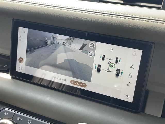 ランドローバー ランドローバー ディフェンダー 110SE 兵庫県 2021(令3)年 4.8万km 黒 /パノラマルーフ//サントリーニブラック//ブラックエクステリアパック//エアサスペンション//エクスペディションルーフラック//スペアホイールカバー//サイドマウントギヤキャリア//デプロイアルルーフラダー//フィックスドサイドステップ//Clear Sightインテリアルームミラー//MERIDIANサウンドシステム//純正ナビ//3Dサラウンドカメラ//ドライバーアシストパック//ブラインドスポットアシストパック//カーキ/エボニーレザーシート//ヒーター/クーラー//ステアリングヒーター//グッドイヤーオールテレーンタイヤWRANGLER//ACC//衝突回避//ドライバーコンディションモニター//エマージェンシーレーンキープ//パーキングエイド//R4/6年ディーラー点検記録簿