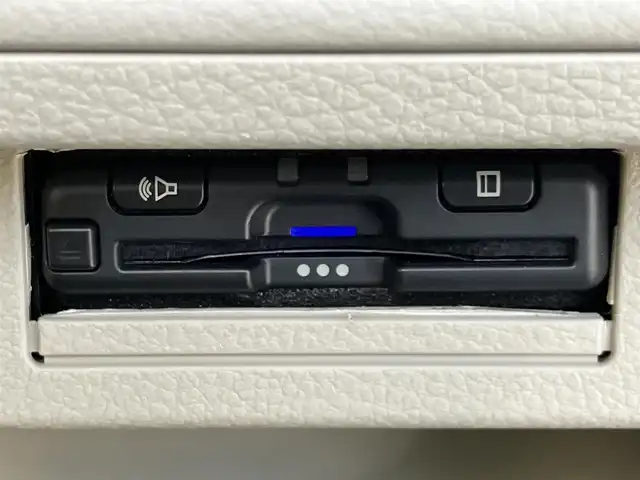 スズキ ラパン X 静岡県 2015(平27)年 3.9万km フレンチミントPM エンジンスタートボタン/パワーステアリング/パワーウィンドウ/アイドリングストップ/スマートキー/スペアキー1本/オートエアコン/ETC/SDナビ（CD/ワンセグ）/ドライブレコーダー前後/ベンチシート/布シート/D席シートヒーター/ABS/横滑り防止装置/オートライト/キセノン/Wエアバッグ/衝突軽減システム