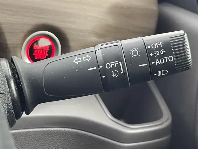 ホンダ フリード＋ G ホンダセンシング 大阪府 2020(令2)年 6.1万km クリスタルブラックパール ホンダセンシング/　・衝突軽減ブレーキ/　・車線維持支援システム/　・誤発進抑制機能/　・アダプティブクルーズコントロール/純正メモリナビ/　　CD/DVD/BT/フルセグTV/バックカメラ/両側パワースライドドア/LEDオートライト/フォグランプ/シートヒーター/アイドリングストップ/スマートキー/ETC