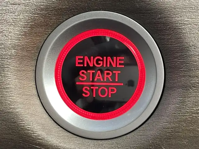ホンダ フリード＋ G ホンダセンシング 大阪府 2020(令2)年 6.1万km クリスタルブラックパール ホンダセンシング/　・衝突軽減ブレーキ/　・車線維持支援システム/　・誤発進抑制機能/　・アダプティブクルーズコントロール/純正メモリナビ/　　CD/DVD/BT/フルセグTV/バックカメラ/両側パワースライドドア/LEDオートライト/フォグランプ/シートヒーター/アイドリングストップ/スマートキー/ETC
