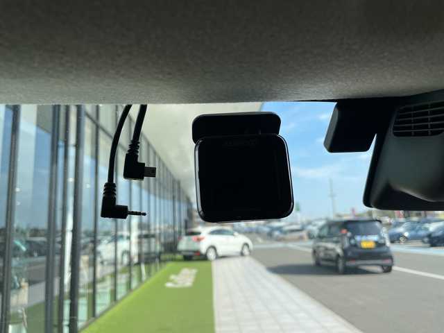 スズキ ソリオ バンディット HV MV 愛知県 2022(令4)年 2.5万km フレイムオレンジパールメタリック/ブラック2トーンルーフ 純正9型ナビ/全方位カメラ/両側パワースライドドア/シートカバー/クルーズコントロール/シートヒーター/バックカメラ/ヘッドアップディスプレイ/コーナーセンサー/柿本製マフラー/LEDヘッドライト/サーキュレーター/レーンキープアシスト/ドライブレコーダー/ETC/衝突軽減システム/フルセグ/CD DVD/Bluetooth/ステアリングスイッチ/スマートキー/プッシュスタート