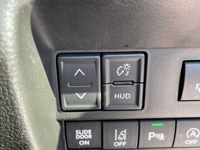 スズキ ソリオ バンディット HV MV 愛知県 2022(令4)年 2.5万km フレイムオレンジパールメタリック/ブラック2トーンルーフ 純正9型ナビ/全方位カメラ/両側パワースライドドア/シートカバー/クルーズコントロール/シートヒーター/バックカメラ/ヘッドアップディスプレイ/コーナーセンサー/柿本製マフラー/LEDヘッドライト/サーキュレーター/レーンキープアシスト/ドライブレコーダー/ETC/衝突軽減システム/フルセグ/CD DVD/Bluetooth/ステアリングスイッチ/スマートキー/プッシュスタート