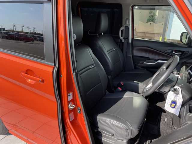 スズキ ソリオ バンディット HV MV 愛知県 2022(令4)年 2.5万km フレイムオレンジパールメタリック/ブラック2トーンルーフ 純正9型ナビ/全方位カメラ/両側パワースライドドア/シートカバー/クルーズコントロール/シートヒーター/バックカメラ/ヘッドアップディスプレイ/コーナーセンサー/柿本製マフラー/LEDヘッドライト/サーキュレーター/レーンキープアシスト/ドライブレコーダー/ETC/衝突軽減システム/フルセグ/CD DVD/Bluetooth/ステアリングスイッチ/スマートキー/プッシュスタート