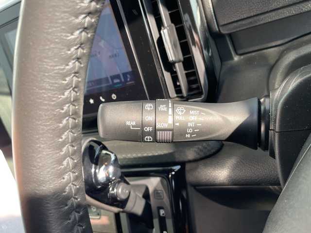 スズキ ソリオ バンディット HV MV 愛知県 2022(令4)年 2.5万km フレイムオレンジパールメタリック/ブラック2トーンルーフ 純正9型ナビ/全方位カメラ/両側パワースライドドア/シートカバー/クルーズコントロール/シートヒーター/バックカメラ/ヘッドアップディスプレイ/コーナーセンサー/柿本製マフラー/LEDヘッドライト/サーキュレーター/レーンキープアシスト/ドライブレコーダー/ETC/衝突軽減システム/フルセグ/CD DVD/Bluetooth/ステアリングスイッチ/スマートキー/プッシュスタート