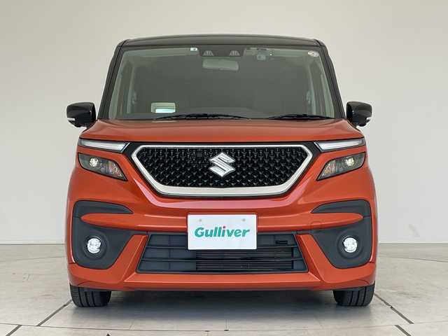 スズキ ソリオ バンディット HV MV 愛知県 2022(令4)年 2.5万km フレイムオレンジパールメタリック/ブラック2トーンルーフ 純正9型ナビ/全方位カメラ/両側パワースライドドア/シートカバー/クルーズコントロール/シートヒーター/バックカメラ/ヘッドアップディスプレイ/コーナーセンサー/柿本製マフラー/LEDヘッドライト/サーキュレーター/レーンキープアシスト/ドライブレコーダー/ETC/衝突軽減システム/フルセグ/CD DVD/Bluetooth/ステアリングスイッチ/スマートキー/プッシュスタート