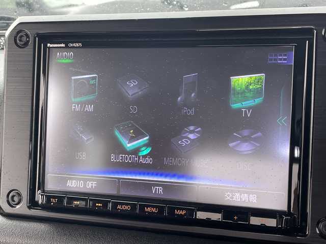 スズキ ジムニー XC 千葉県 2023(令5)年 0.6万km ミディアムグレー 8型ナビCN-RZ875　バックカメラ　革調カバー　シートヒーター　ドラレコ　クルコン　コンビハンドル　ルーフラック　リアラダー　LEDライト　オートライト　外グリル　セーフティサポート　ラバーマット