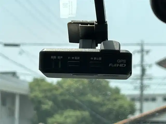 日産 セレナ X VセレクションⅡ 愛知県 2018(平30)年 5.2万km ブリリアントホワイトパール 純正ナビ/（AM/FM/SD/BT/CD/DVD)/フルセグTV/全方位カメラ/ビルトインETC/ドライブレコーダー/リヤフリップダウンモニター/パーキングアシスト/両側パワースライドドア/LEDヘッドライト/プッシュスタート/スマートキー/スペアキー/ドアバイザー/フロアマット