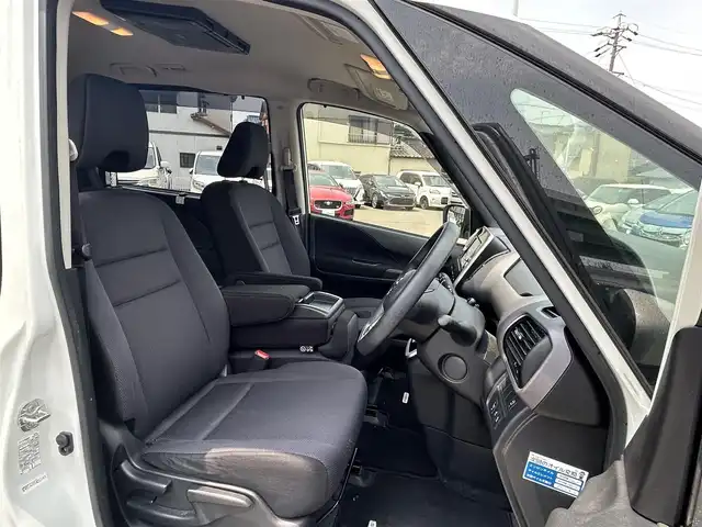 日産 セレナ X VセレクションⅡ 愛知県 2018(平30)年 5.2万km ブリリアントホワイトパール 純正ナビ/（AM/FM/SD/BT/CD/DVD)/フルセグTV/全方位カメラ/ビルトインETC/ドライブレコーダー/リヤフリップダウンモニター/パーキングアシスト/両側パワースライドドア/LEDヘッドライト/プッシュスタート/スマートキー/スペアキー/ドアバイザー/フロアマット