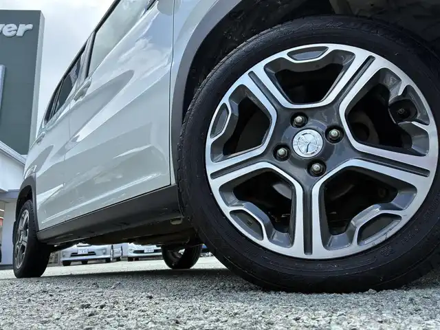マツダ フレア クロスオーバー XS 熊本県 2014(平26)年 5.8万km ホワイトパール ワンオーナー/社外ナビ/【ワンセグ/CD/DVD/Bluetooth/ラジオ】/衝突被害軽減システム/アイドリングストップ/運転席シートヒーター/純正15インチAW/ドライブレコーダー（DRV-230）/ルーフレール/横滑り防止機能/オートライト/純正フロアマット/革巻きステアリング/保証書/取扱説明書