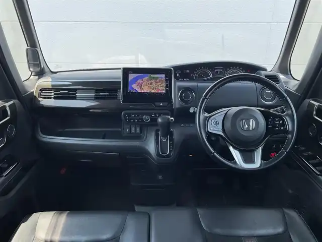 ホンダ Ｎ ＢＯＸ カスタム G L ターボ ホンダセンシング 茨城県 2018(平30)年 5.5万km クリスタルブラックパール 純正ナビ/Bluetooth/バックカメラ/フルセグTV/ホンダセンシング/両側パワスラ/ドライブレコーダー/オートライト/横滑り防止装置/純正LEDヘッドライト/純正AW/純正フロアマット/ETC