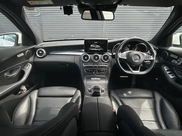 メルセデス・ベンツ Ｃ２２０ｄ ローレウスエディション 茨城県 2017(平29)年 5.4万km ダイヤモンドホワイト ＲＳＰ　/ＡＣＣ　/ＬＫＡ　/ＢＳＡ　/Ｂカメラ　/パークトロニック　/黒革　/シートヒーター　/Ｍ付パワーシート　/アンビエントライト　/ＬＥＤヘッドライト　/ナビ　/ＴＶ　/ＢＴ　/ＵＳＢ　/ＤＶＤ　/ＥＴＣ２．０　/ＦＲドラレコ/禁煙車