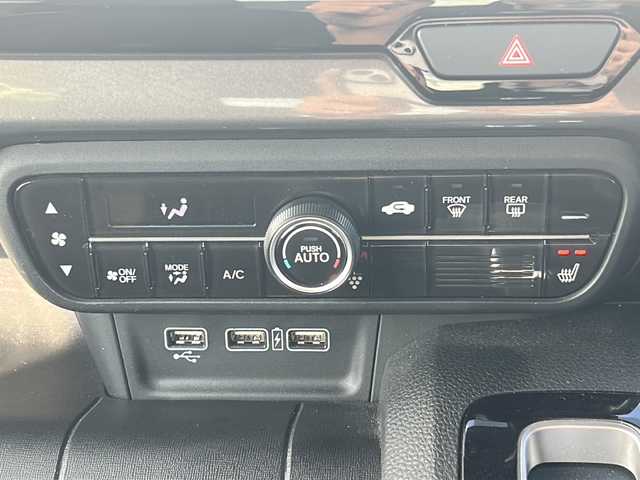 ホンダ Ｎ ＷＧＮ カスタム L ホンダセンシング 三重県 2020(令2)年 4.9万km クリスタルブラックパール 純正８型ナビ/ＡｐｌｌｅＣａｒＰｌａｙ/バックカメラ/社外ドラレコ/ビルトインＥＴＣ/スペアキー/シートヒーター/コーナーセンサー/レーダークルーズコントロール/レーンキープアシスト/電子パーキングスイッチ/ステアリングスイッチ/ベンチシート/ハーフレザーシート/衝突被害軽減システム/先行車発進告知/標識認識システム/ＬＥＤオートライト/フォグライト/電動格納ミラー/禁煙車