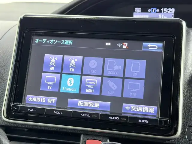 トヨタ エスクァイア Gi 大阪府 2014(平26)年 5.9万km ホワイトパールクリスタルシャイン 純正大型ナビＴＶ　フリップダウンモニター　黒革シート　バックカメラ　ビルトインＥＴＣ　ドラレコ　シートヒーター　両側パワスラ　オートハイビーム　ＬＥＤヘッドライト　フォグランプ　プッシュスタート