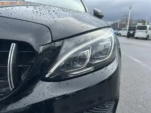 メルセデス・ベンツ Ｃ２２０ｄ ローレウスエディション 和歌山県 2018(平30)年 10.1万km 黒 純正ナビ/フルセグTV/Bluetooth/パドルシフト/バックカメラ/レザーシート/前席シートヒーター/前席パワーシート/D席メモリーシート/ディスタンスパイロット/ステアリングパイロット/コーナーセンサー/衝突軽減ブレーキ/スマートキー/LEDライト/ETC/ステアリングスイッチ/純正18インチアルミホイール/ＡＭＧキャリパー/フォグランプ/純正フロアマット