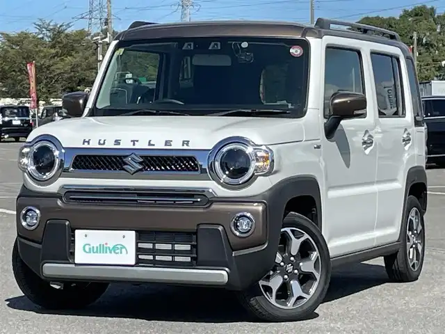 スズキ ハスラー Jスタイル Ⅱ 道央・札幌 2023(令5)年 0.6万km ピュアホワイトパール/ウッディブラウン2トーンルーフ ４WD/ワンオーナー/社外ディスプレイオーディオ/（FH-8500DVS) /AM/FM/CD/DVD/BT/デュアルカメラブレーキサポート/横滑り防止装置/レーダークルーズコントロール/ヒルディセントコントロール/グリップコントロール/レーンキープアシスト/リヤパーキングセンサー/バックカメラ/ビルトインETC/ドライブレコーダー/アイドリングストップ/SNOWMODE/前席シートヒーター/革巻きステアリング/ステアリングリモコン/プッシュスタート/スマートキー/LEDヘッドライト/オートライト/オートハイビーム/フォグランプ/電動格納ミラー/ヒーテッドドアミラー/ウィンカーミラー/フロアマット/社外AW付冬タイヤ積込/165/60/R15/2023年/山8mm