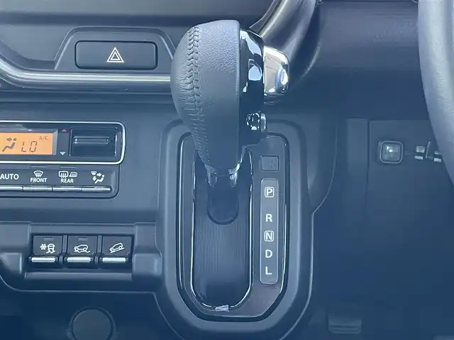 スズキ ハスラー Jスタイル Ⅱ 道央・札幌 2023(令5)年 0.6万km ピュアホワイトパール/ウッディブラウン2トーンルーフ ４WD/ワンオーナー/社外ディスプレイオーディオ/（FH-8500DVS) /AM/FM/CD/DVD/BT/デュアルカメラブレーキサポート/横滑り防止装置/レーダークルーズコントロール/ヒルディセントコントロール/グリップコントロール/レーンキープアシスト/リヤパーキングセンサー/バックカメラ/ビルトインETC/ドライブレコーダー/アイドリングストップ/SNOWMODE/前席シートヒーター/革巻きステアリング/ステアリングリモコン/プッシュスタート/スマートキー/LEDヘッドライト/オートライト/オートハイビーム/フォグランプ/電動格納ミラー/ヒーテッドドアミラー/ウィンカーミラー/フロアマット/社外AW付冬タイヤ積込/165/60/R15/2023年/山8mm