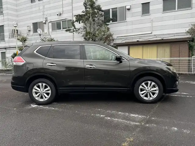日産 エクストレイル 20X 静岡県 2014(平26)年 9.7万km チタニウムカーキ 4WD/社外HDDナビ（CN-HW860D)/フルセグTV/バックカメラ/ETC/ドライブレコーダー（ZDR016)/4WDモードスイッチ/ヒルディセントコントロール/前席シートヒーター/電動格納ミラー/フロアマット/ウィンカーミラー/フォグランプ/純正17インチAW/スマートキー（スペア有り）/プッシュスタート/取説
