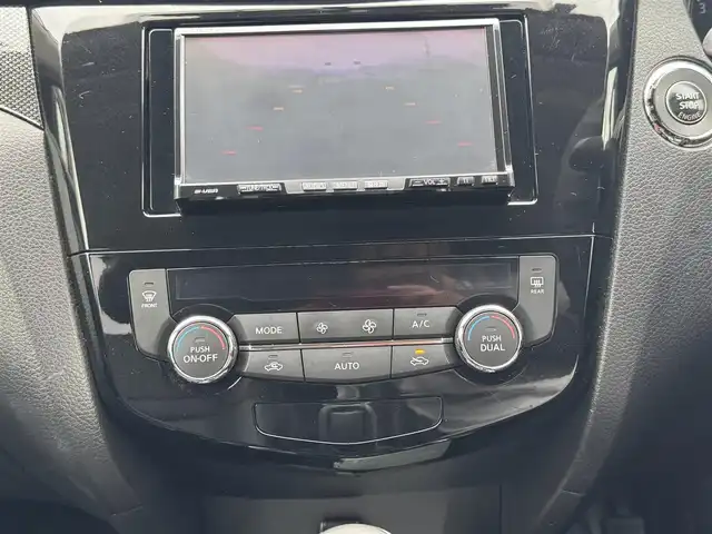 日産 エクストレイル 20X 静岡県 2014(平26)年 9.7万km チタニウムカーキ 4WD/社外HDDナビ（CN-HW860D)/フルセグTV/バックカメラ/ETC/ドライブレコーダー（ZDR016)/4WDモードスイッチ/ヒルディセントコントロール/前席シートヒーター/電動格納ミラー/フロアマット/ウィンカーミラー/フォグランプ/純正17インチAW/スマートキー（スペア有り）/プッシュスタート/取説