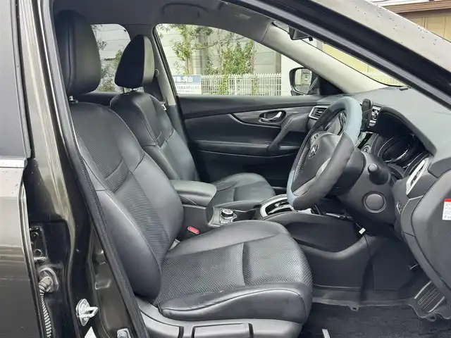 日産 エクストレイル 20X 静岡県 2014(平26)年 9.7万km チタニウムカーキ 4WD/社外HDDナビ（CN-HW860D)/フルセグTV/バックカメラ/ETC/ドライブレコーダー（ZDR016)/4WDモードスイッチ/ヒルディセントコントロール/前席シートヒーター/電動格納ミラー/フロアマット/ウィンカーミラー/フォグランプ/純正17インチAW/スマートキー（スペア有り）/プッシュスタート/取説