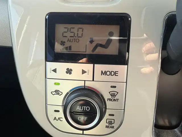 ダイハツ ムーヴ キャンバス G メイクアップ SA Ⅲ 兵庫県 2017(平29)年 6.4万km スムースグレーマイカメタリック/ブラックマイカメタリック 2トーン 純正8インチナビ/パノラマモニター/フルセグTV/純正ドラレコ/ETC/両側パワースライドドア/LEDヘッドライト/フォグ/オートライト/オートハイビーム/誤発進抑制御機能/コーナーセンサー（F/R）/プッシュスタート＆スマートキー2個