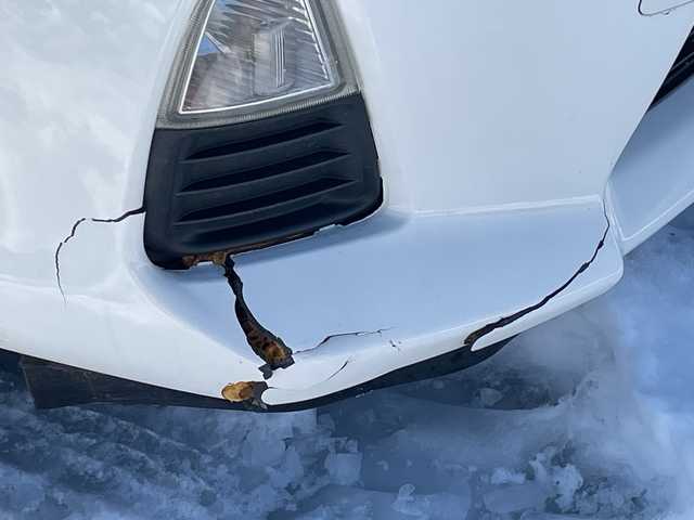 トヨタ アクア L 道央・札幌 2013(平25)年 18.7万km スーパーホワイトⅡ 寒冷地仕様/社外メモリーナビ/AM/FM/CD/SD/バックカメラ/ビルトインETC/アイドリングストップ/ワイパーデアイサー/EVMODE/ECOMODE/リモコンキー/ハロゲンヘッドライト/ヘッドライトレベライザー/電動格納ミラー/ウィンカーミラー/純正フロアマット/ドアバイザー/スペアキー