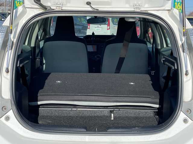 トヨタ アクア L 道央・札幌 2013(平25)年 18.7万km スーパーホワイトⅡ 寒冷地仕様/社外メモリーナビ/AM/FM/CD/SD/バックカメラ/ビルトインETC/アイドリングストップ/ワイパーデアイサー/EVMODE/ECOMODE/リモコンキー/ハロゲンヘッドライト/ヘッドライトレベライザー/電動格納ミラー/ウィンカーミラー/純正フロアマット/ドアバイザー/スペアキー