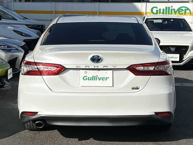 トヨタ カムリ G 愛知県 2018(平30)年 7.4万km プラチナホワイトパールマイカ /禁煙//純正メモリナビ//AM/FM/CD/DVD/SD/BT/フルセグ//ビルトインETC//Fドラレコ//トヨタセーフティセンス//PCS/LDA/ACC/AHB//TPWS/TRC//オートLEDライト//フォグランプ//オートリトラウィンカーミラー//本革巻きステアリング//ステアリングスイッチ//D席パワーシート//ステアリングリモコン//MT付きAT//電動パーキングブレーキ//AUTO HOLD//スペアタイヤ//自動防眩ミラー//プッシュスタート//スマートキー//取扱説明書//ナビ取扱説明書