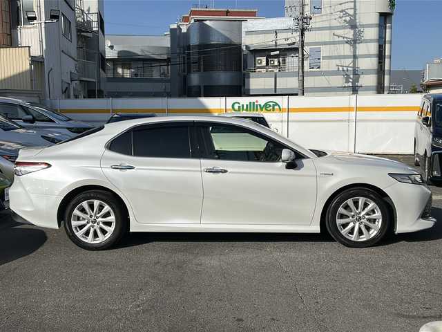 トヨタ カムリ G 愛知県 2018(平30)年 7.4万km プラチナホワイトパールマイカ /禁煙//純正メモリナビ//AM/FM/CD/DVD/SD/BT/フルセグ//ビルトインETC//Fドラレコ//トヨタセーフティセンス//PCS/LDA/ACC/AHB//TPWS/TRC//オートLEDライト//フォグランプ//オートリトラウィンカーミラー//本革巻きステアリング//ステアリングスイッチ//D席パワーシート//ステアリングリモコン//MT付きAT//電動パーキングブレーキ//AUTO HOLD//スペアタイヤ//自動防眩ミラー//プッシュスタート//スマートキー//取扱説明書//ナビ取扱説明書